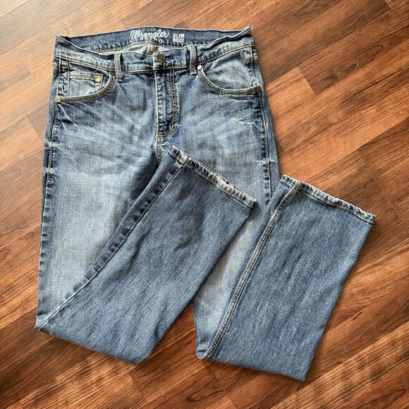 Wrangler Retro Slim Boot Jeans 32 x 34 Medium Wash Denim Work Western Riding - Picture 2 of 9